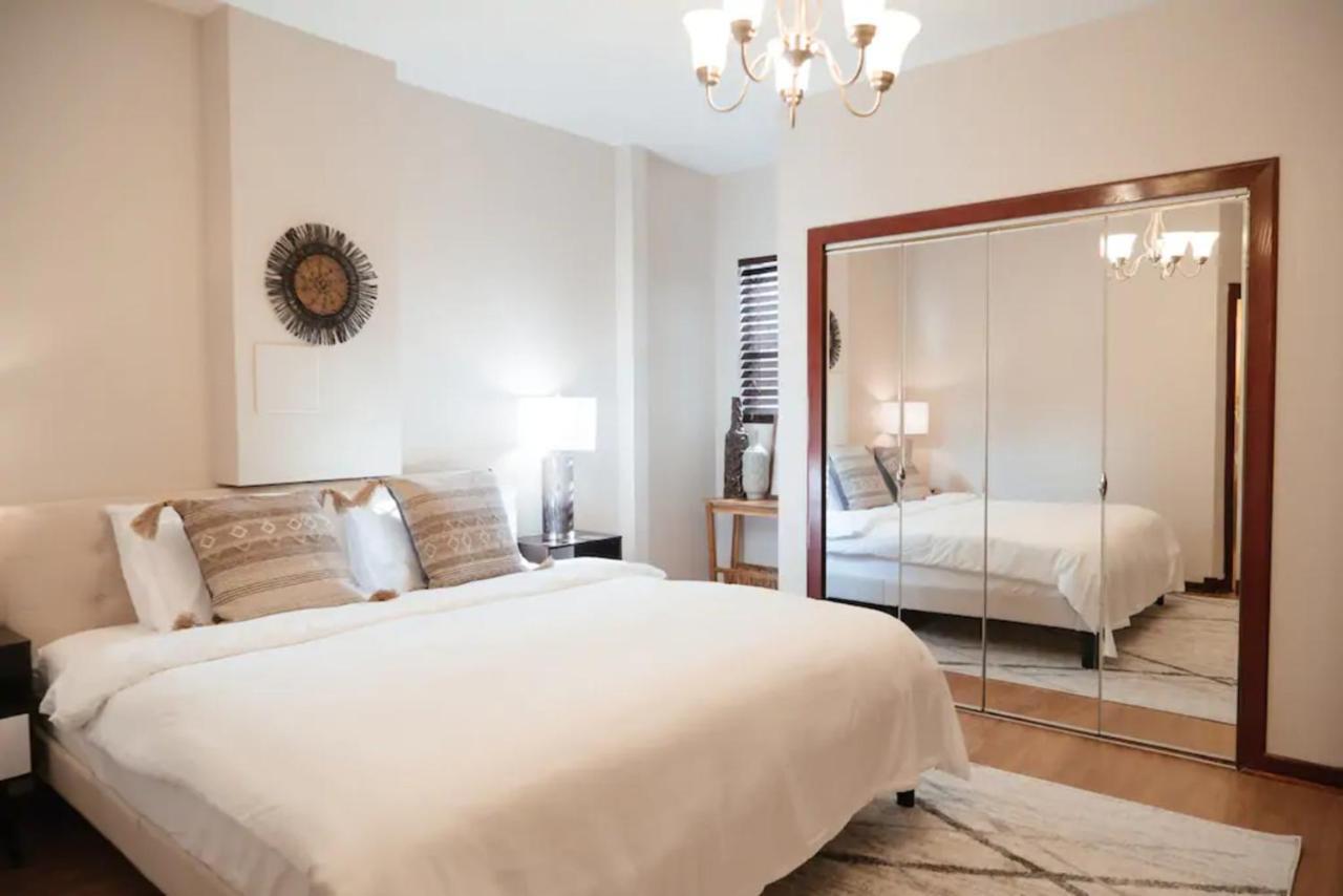 2Br Airy & Tidy Apt With Free Covered Parking - Central Modern Chicago Zewnętrze zdjęcie